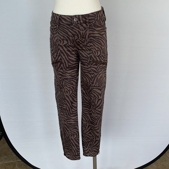 NWT WHBM Mid rise Zebra Skinny Crop Jeans Size 2 - Picture 4 of 16